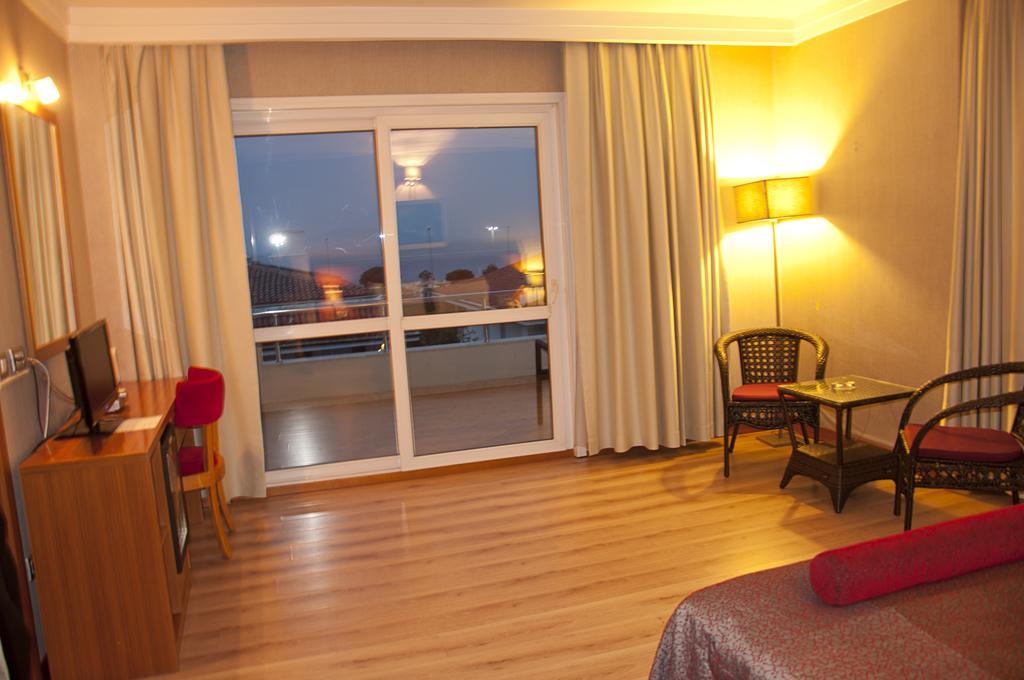Island Hotel Стамбул Номер фото